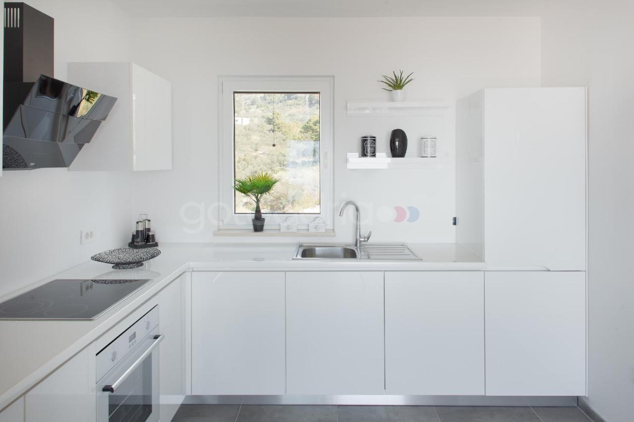 Luxury Apartment Sofia -Free Beach Parking Makarska Extérieur photo