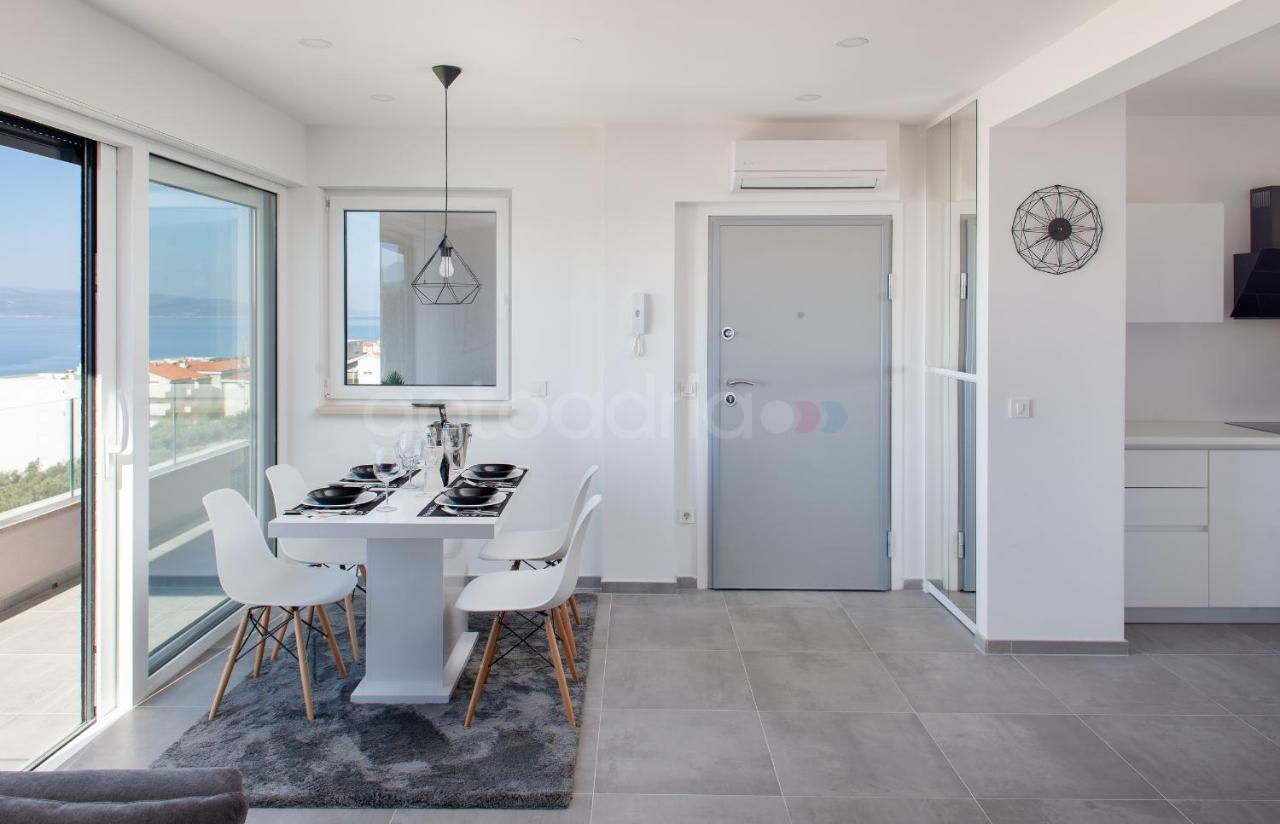 Luxury Apartment Sofia -Free Beach Parking Makarska Extérieur photo