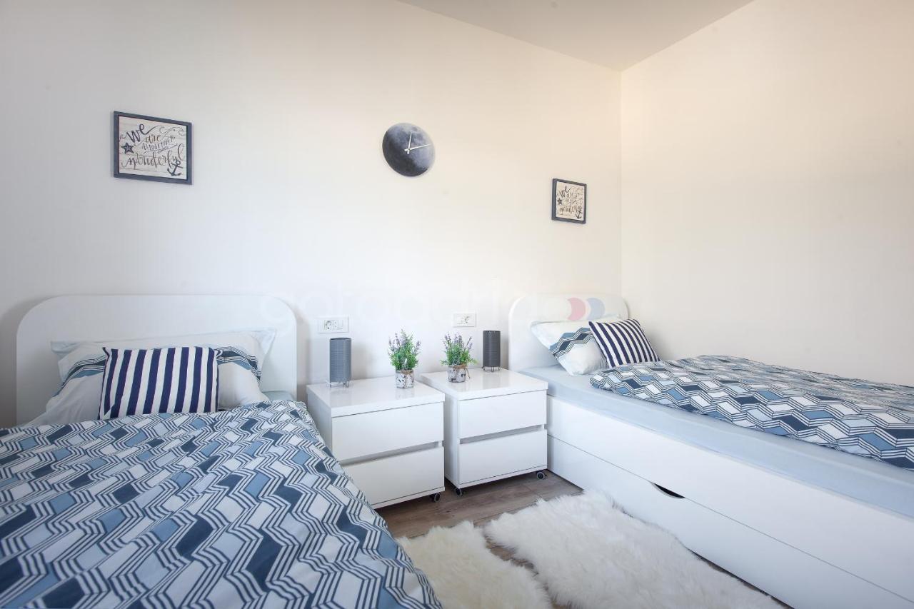 Luxury Apartment Sofia -Free Beach Parking Makarska Extérieur photo