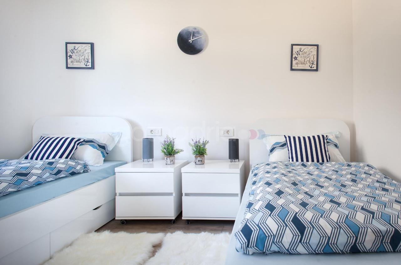 Luxury Apartment Sofia -Free Beach Parking Makarska Extérieur photo