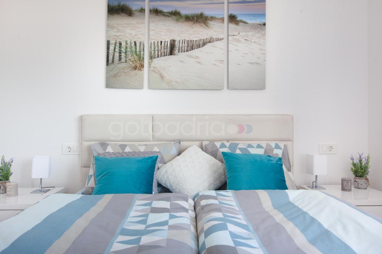 Luxury Apartment Sofia -Free Beach Parking Makarska Extérieur photo